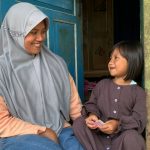 berbagi senyuman dengan yatim dan piatu di kampung sunda yang asri